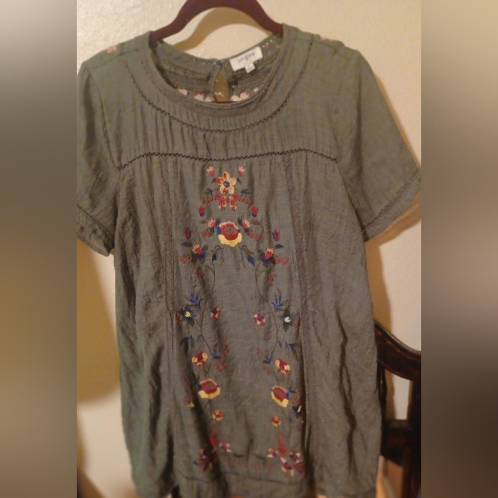 Boho embroidered tunic